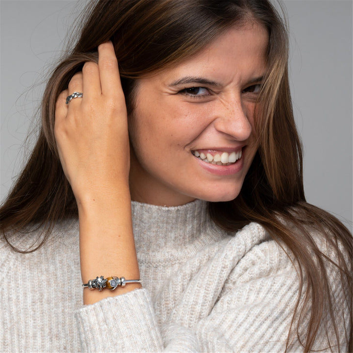 Delicate Flower Bead – Trollbeads