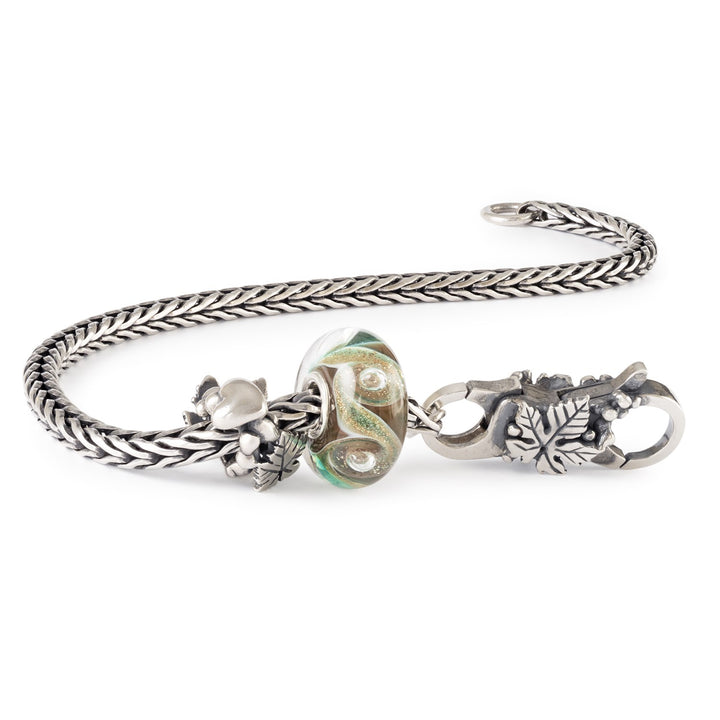 Trollbeads ブレスレット チャーム付き925刻印 シルバー【5125】 Heart of the Chestnut Bracelet – Trollbeads