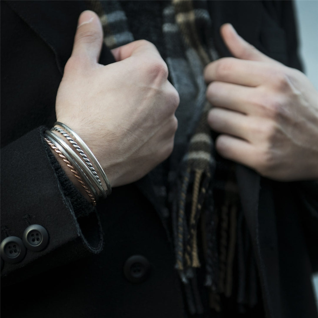 Twisted Silver Bangle – Trollbeads